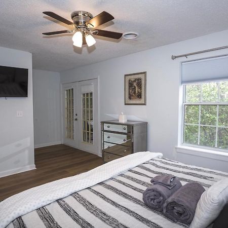 Elegant 3 Bedroom Apt With Free Parking And Balcony Nashville Exterior foto