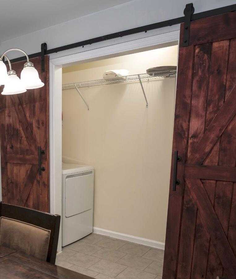 Elegant 3 Bedroom Apt With Free Parking And Balcony Nashville Exterior foto